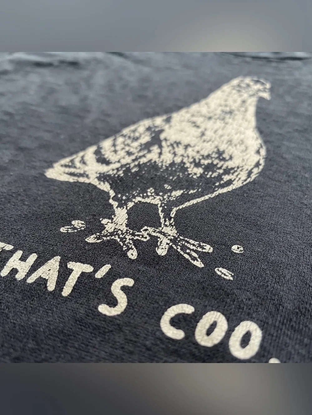 Gildan Black Pigeon Graphic Tee, Retro Y2K Style For Unisex